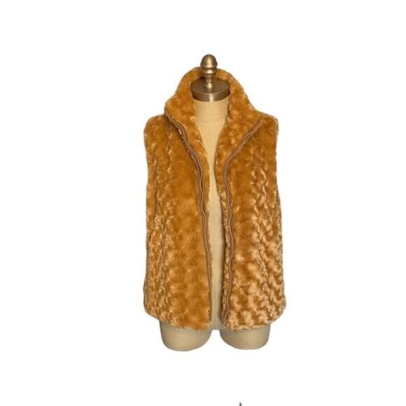 Faux Fur Sleeveless Vest In Camel Brown With Satin Lining & Zipper Closure NWT - Picture 1 of 12